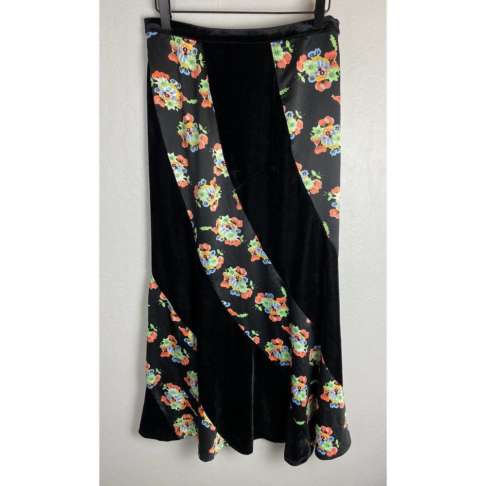 Free People Women's Twisted Velvet Maxi Skirt Size 6 Black & Floral Side Zipper